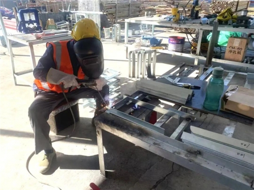 【一线投影】职业：σ蛩丶觳 筑牢职工健康防线